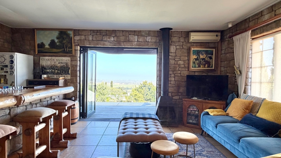 4 Bedroom Property for Sale in Heldervue Western Cape